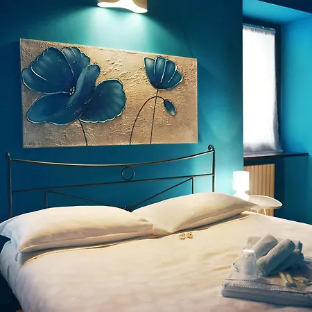 Romeo's Guest house